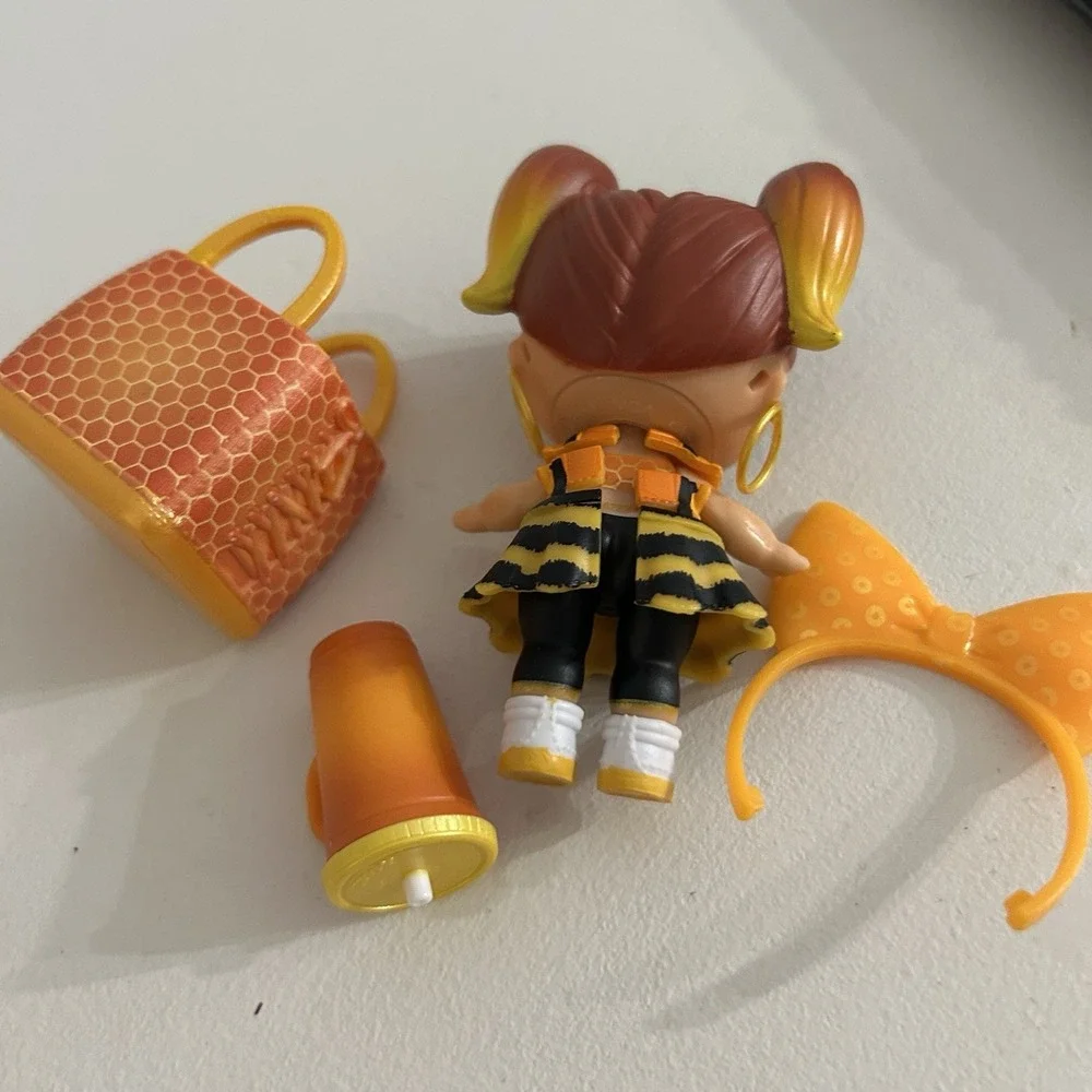 LOL Doll Surprise Mini Bites Cereal Honey Nut Cheerios Yellow Bumblebee